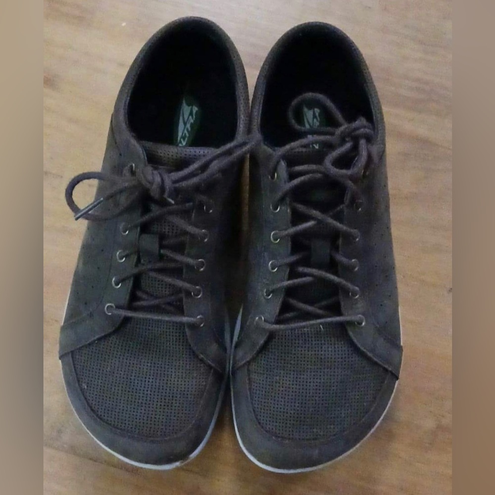 Men’s Altra Cayd 9.5 like new